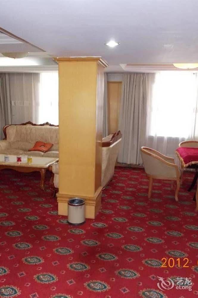 Tianzhi Hotel Harbin Exterior foto